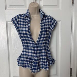 Free people blue and white gingham lace button up top! Size Xs!
